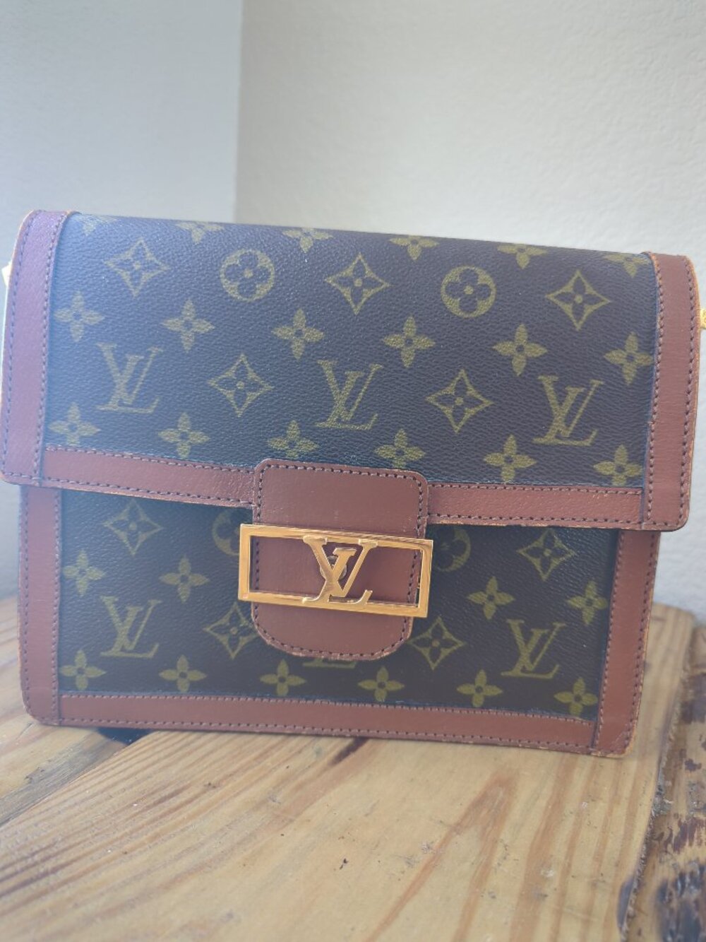 Louis Vuitton Dauphine Purse